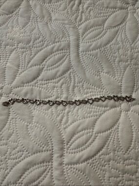 Zales Silver Heart Link Bracelet - Shiny Silver Tone